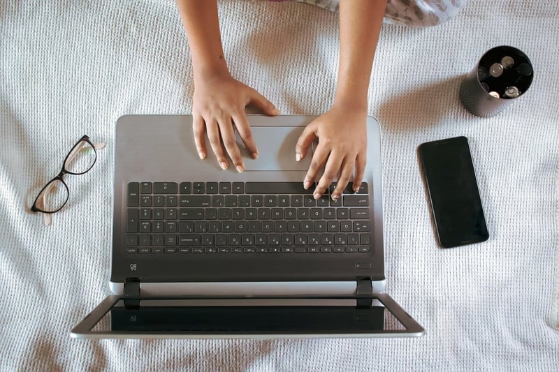 Top 10 des gadgets incontournables à offrir à Noël 2025