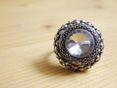 Quels sont les meilleurs métaux pour bijoux en 2025 ?